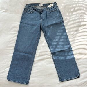 NWT Abercrombie Women’s Low Rise Baggy Jean in Dark